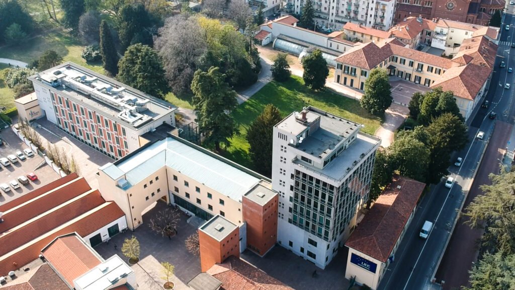 carlo cattaneo university